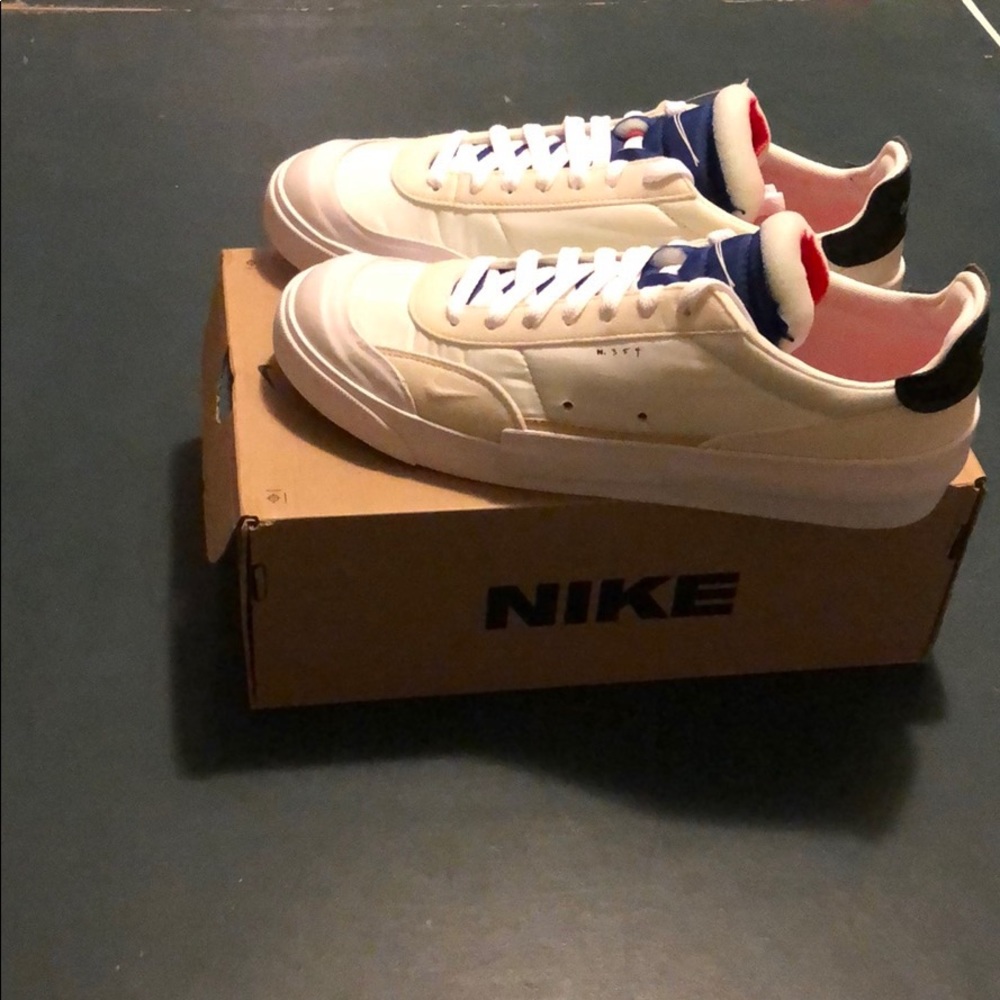 NIKE DropType LX Summit!